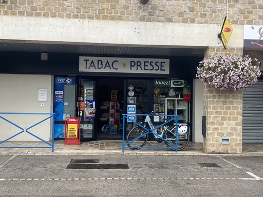 Le Tabac Cenonnais 86530